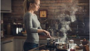 choosing essential cookware